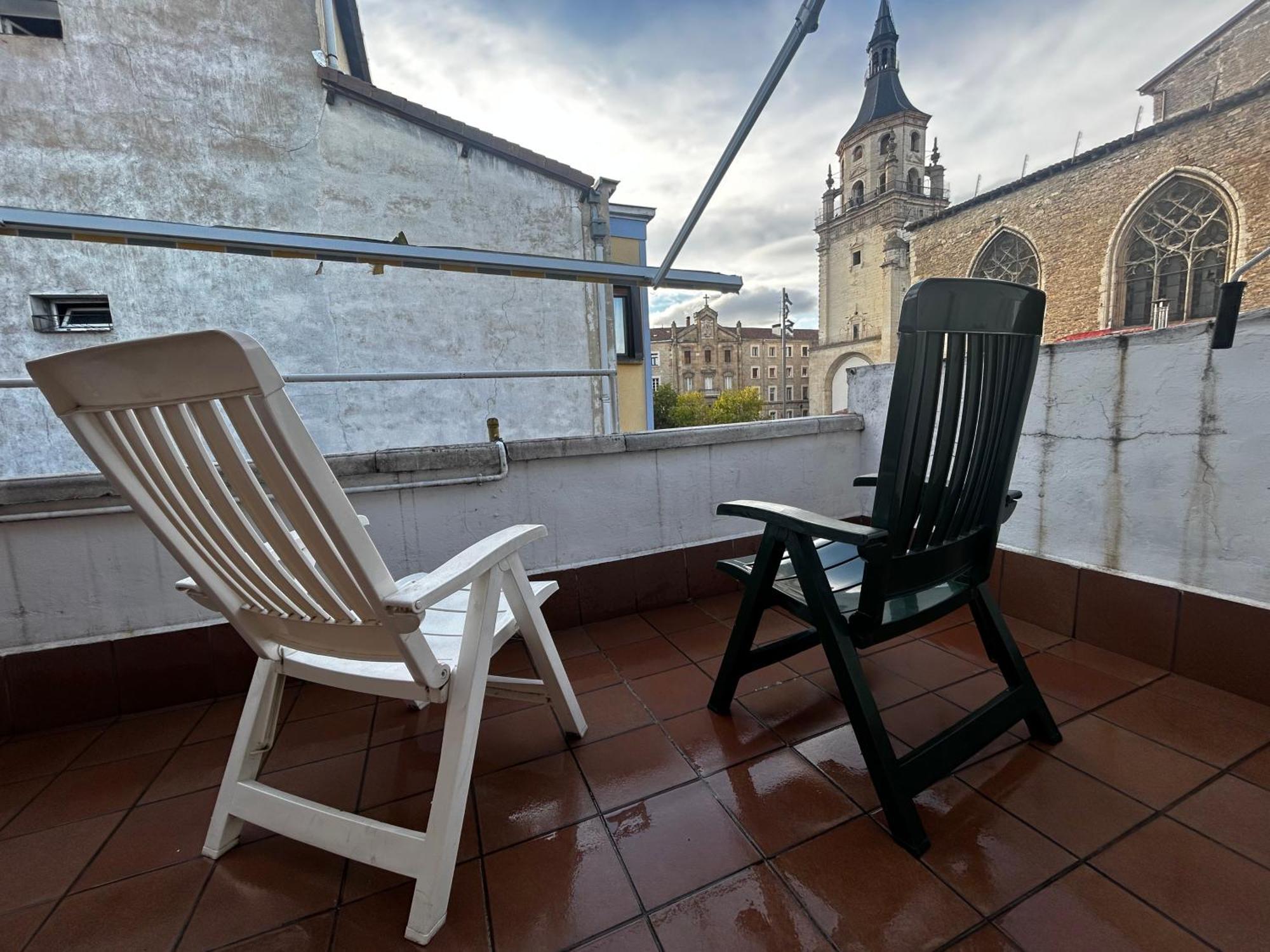 Habitacion Privada En Pleno Centro De Vitoria-Gasteiz Exterior photo